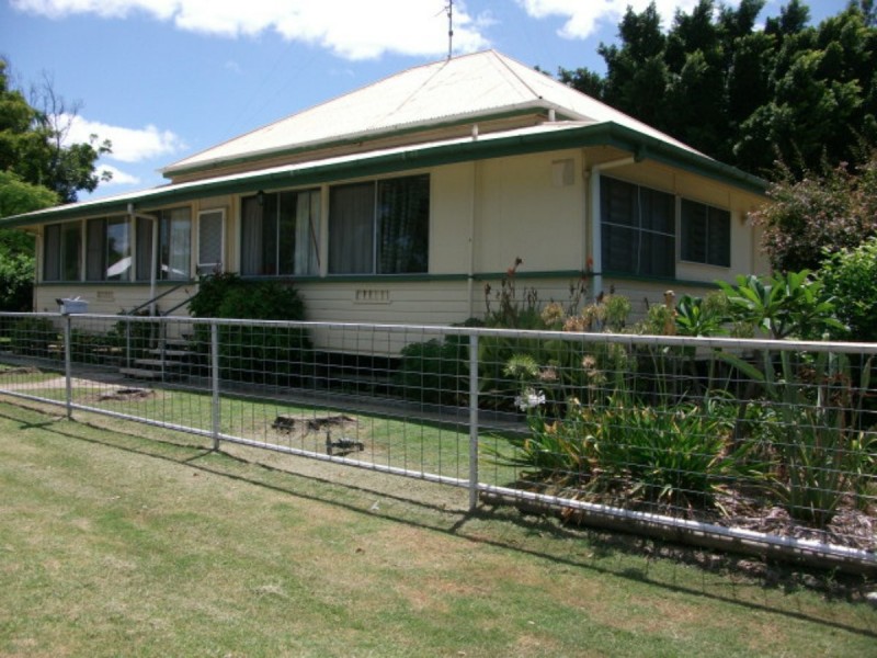 38 McLean St, Goondiwindi QLD 4390
