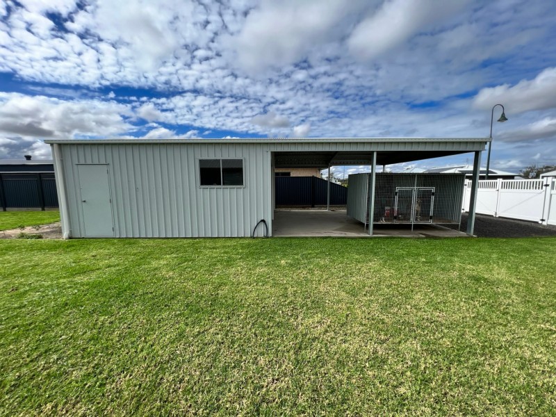 106 Johnston Rd, Goondiwindi QLD 4390
