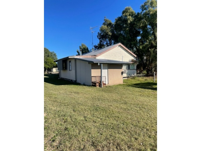 13 Short St, Boggabilla NSW 2409