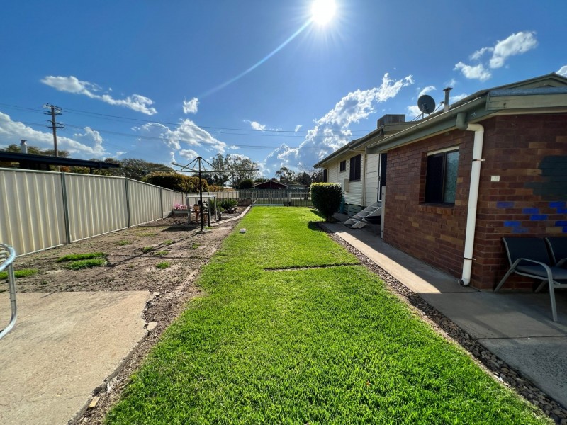 2 Fletcher Street, Goondiwindi QLD 4390