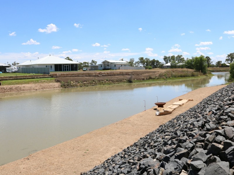 5 Malibu Dr, Goondiwindi QLD 4390