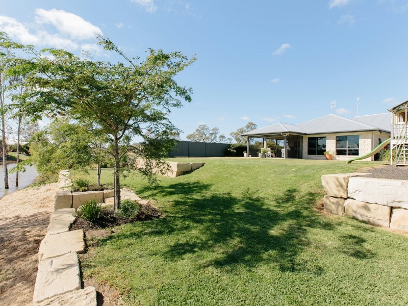 17 Malibu Dr, Goondiwindi QLD 4390