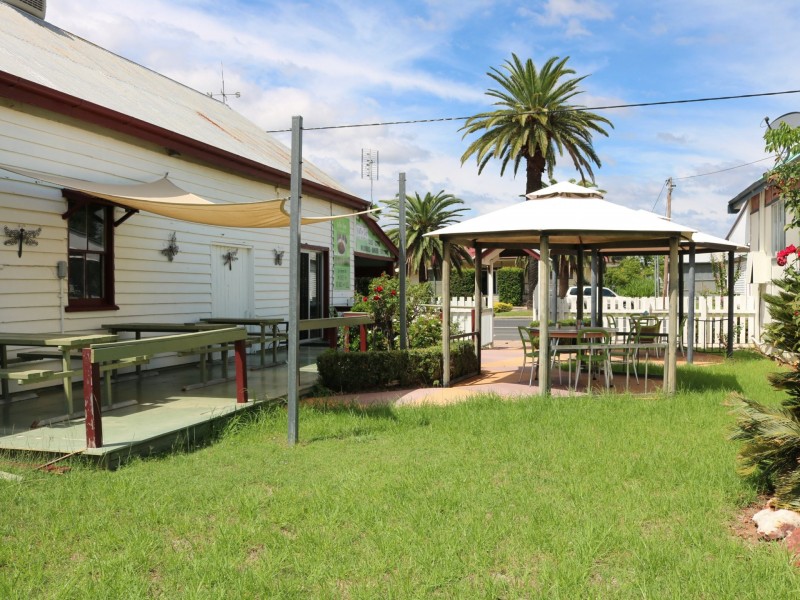 62 Albert street, Inglewood QLD 4387