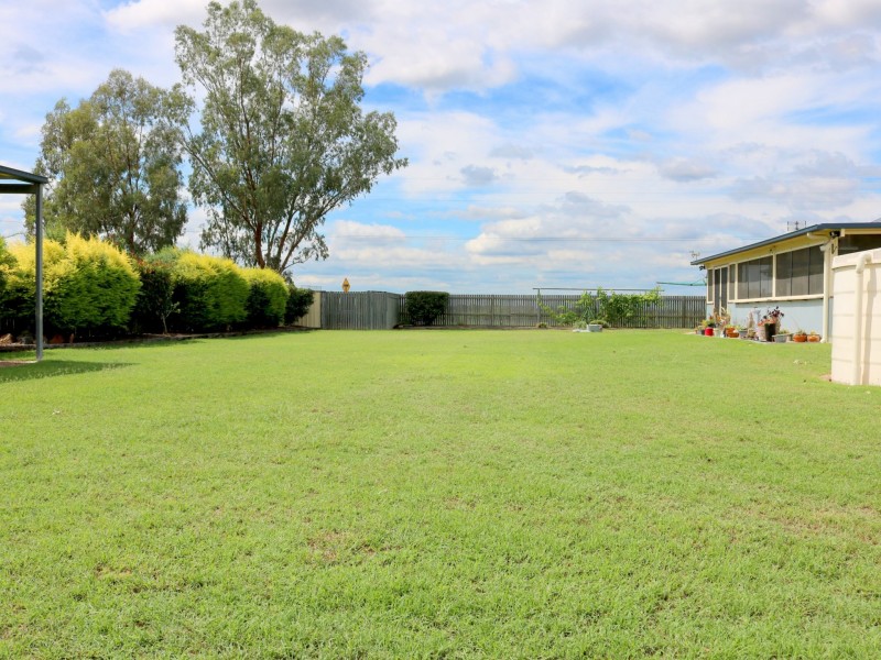 2 Macintyre Street, Inglewood QLD 4387