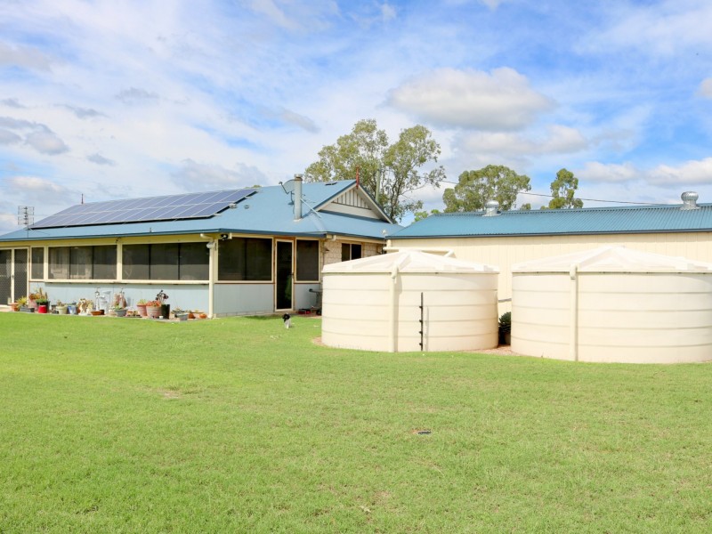 2 Macintyre Street, Inglewood QLD 4387