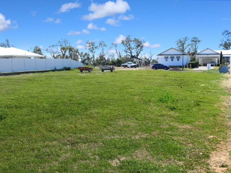 12 Billabong Drive, Goondiwindi QLD 4390