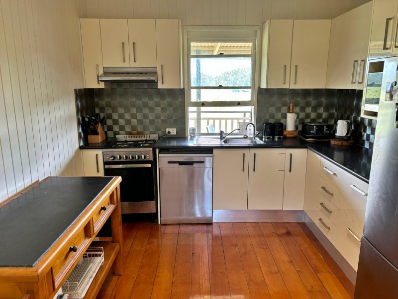 2830 Tarwoona Rd, Texas NSW 4385