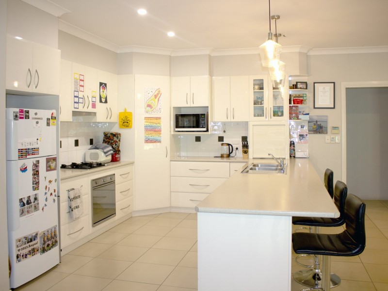 9 Paul-Bradley Dr, Goondiwindi QLD 4390