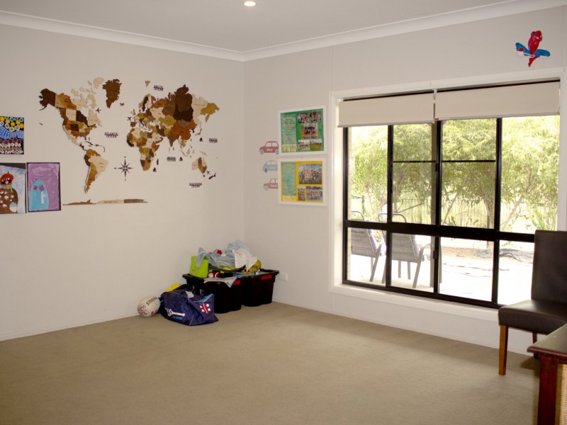 9 Paul-Bradley Dr, Goondiwindi QLD 4390