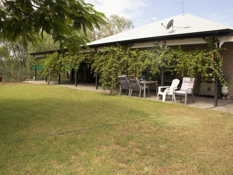9 Paul-Bradley Dr, Goondiwindi QLD 4390