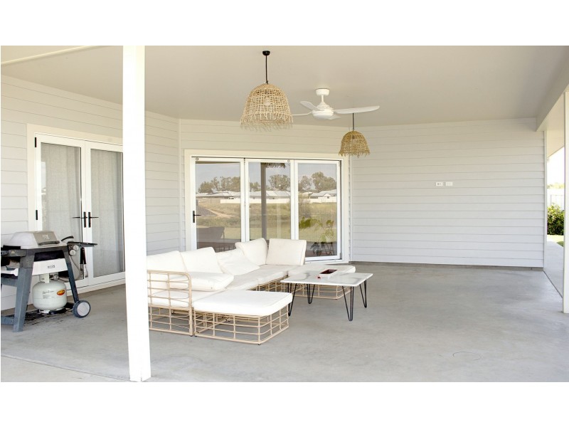 100 Johnston Rd, Goondiwindi QLD 4390