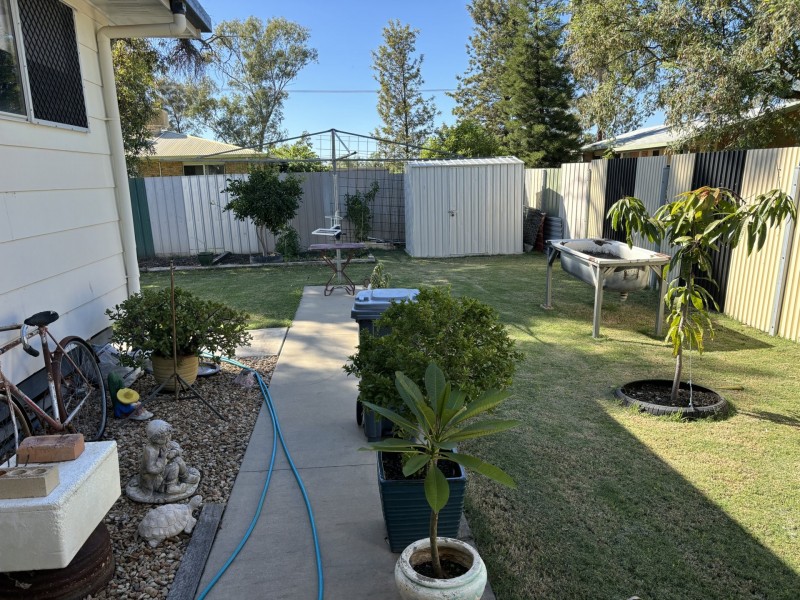 8 Waller St, Goondiwindi QLD 4390