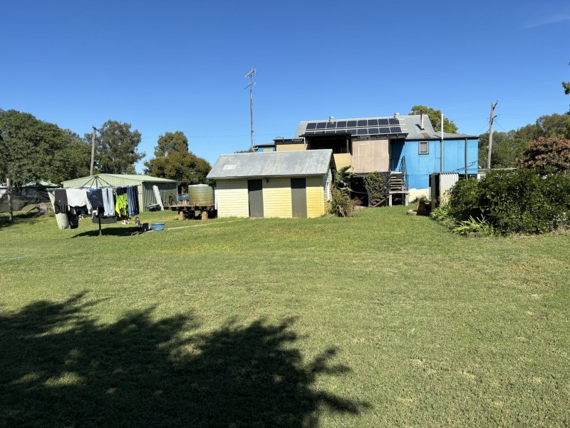 31-33 Warialda St, Yetman NSW 2410