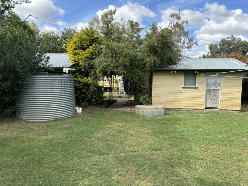 4 George St, Bungunya QLD 4494