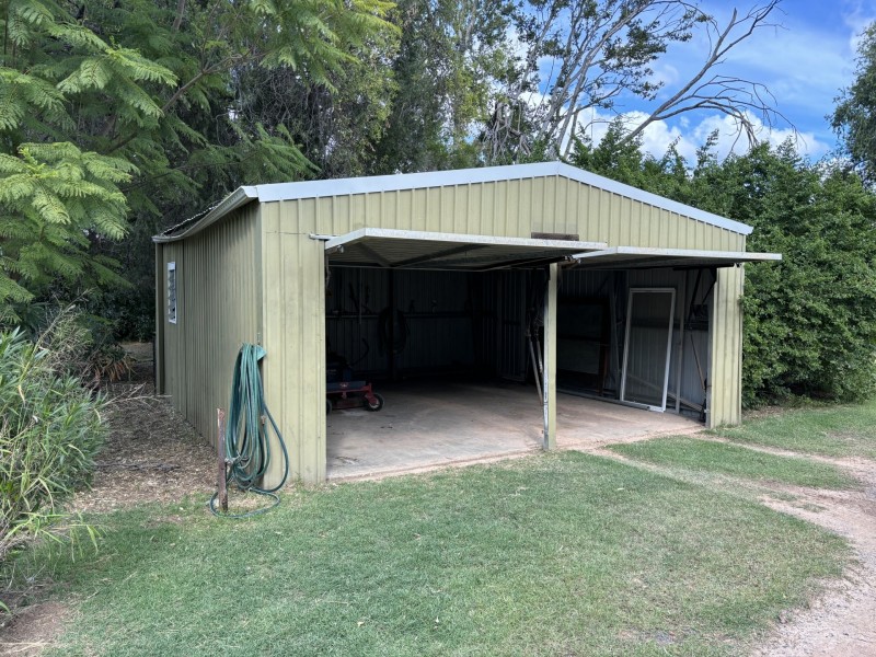 4 George St, Bungunya QLD 4494