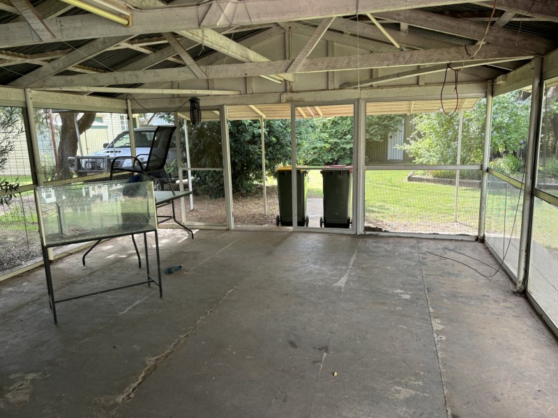 4 George St, Bungunya QLD 4494