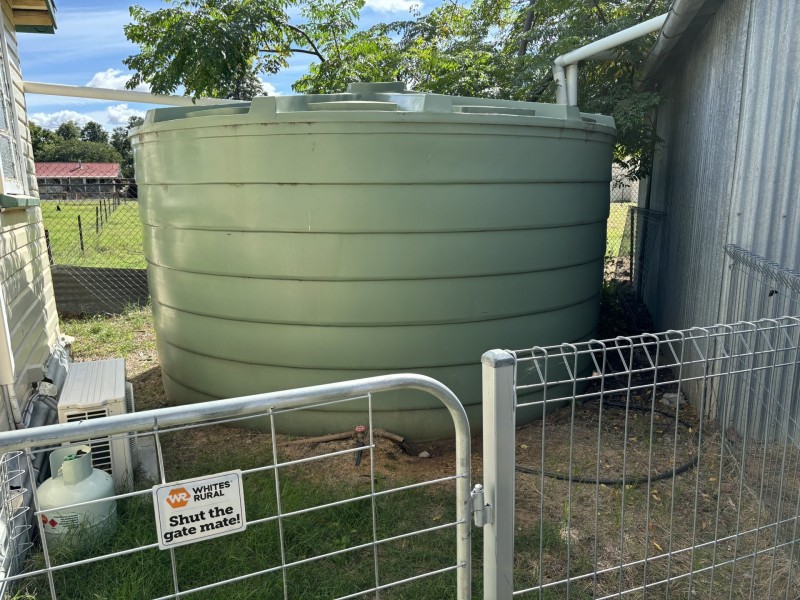 4 George St, Bungunya QLD 4494