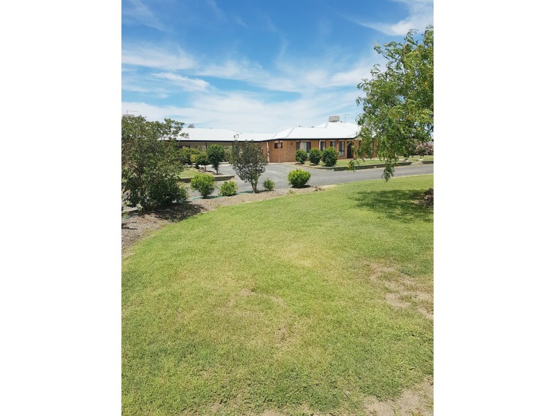 96 Glenoak Rd, Goondiwindi QLD 4390