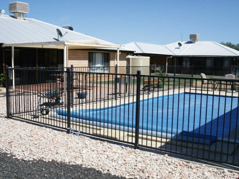 96 Glenoak Rd, Goondiwindi QLD 4390