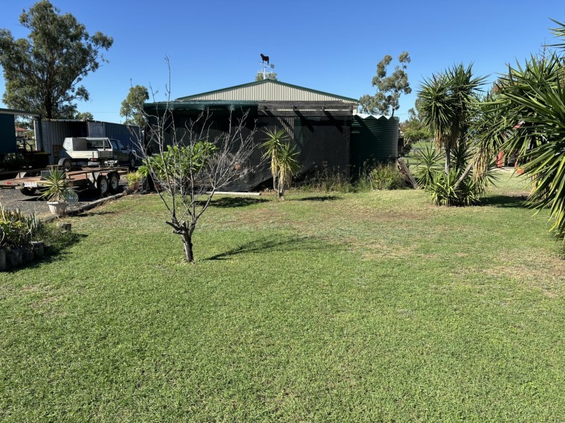 37 Bengalla St, Yelarbon QLD 4388