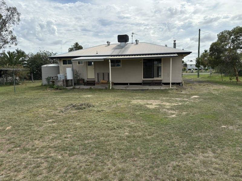 22 Kera St, Yelarbon QLD 4388