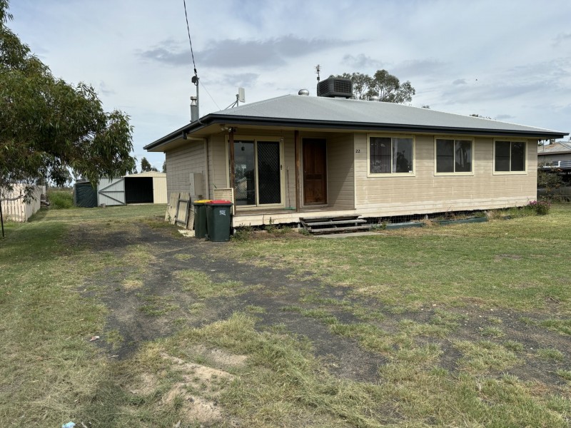 22 Kera St, Yelarbon QLD 4388