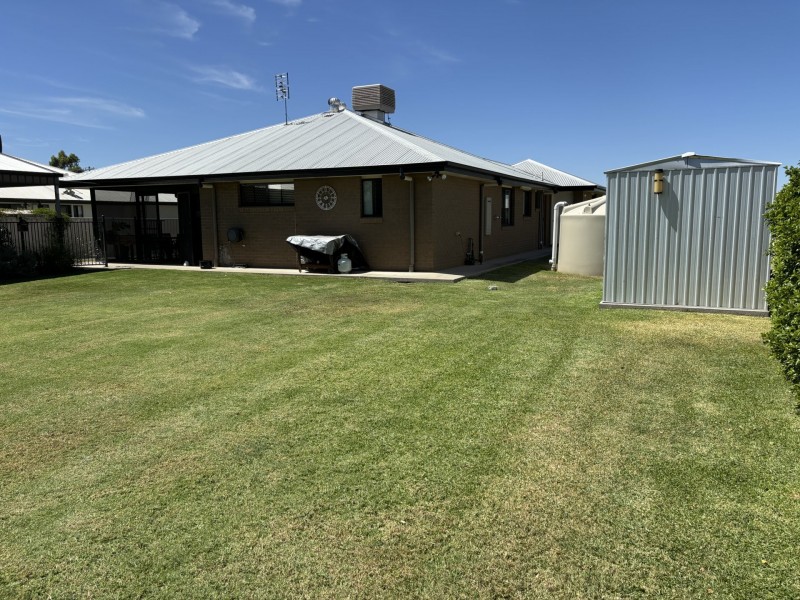 23 Veronica Ave, Goondiwindi QLD 4390