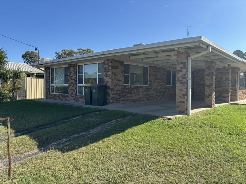 27 Jacaranda Drive, Goondiwindi QLD 4390