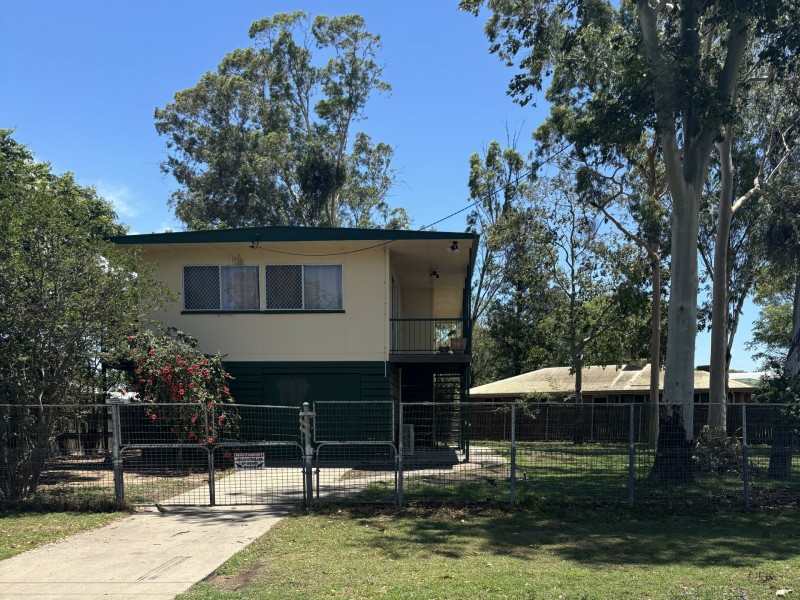 11 Waller Street, Goondiwindi QLD 4390