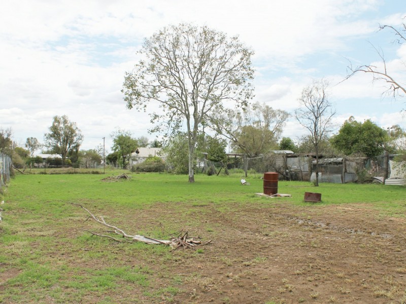 29 Burrel St, Yelarbon QLD 4388