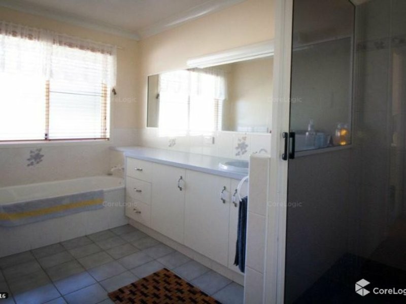 13 Coleborn Road, Goondiwindi QLD 4390