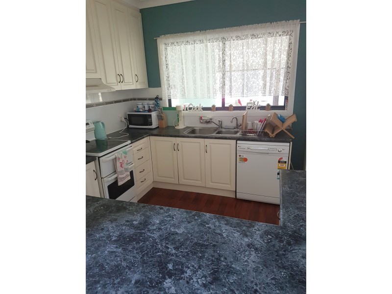 27 Lagoon St, Yelarbon QLD 4388