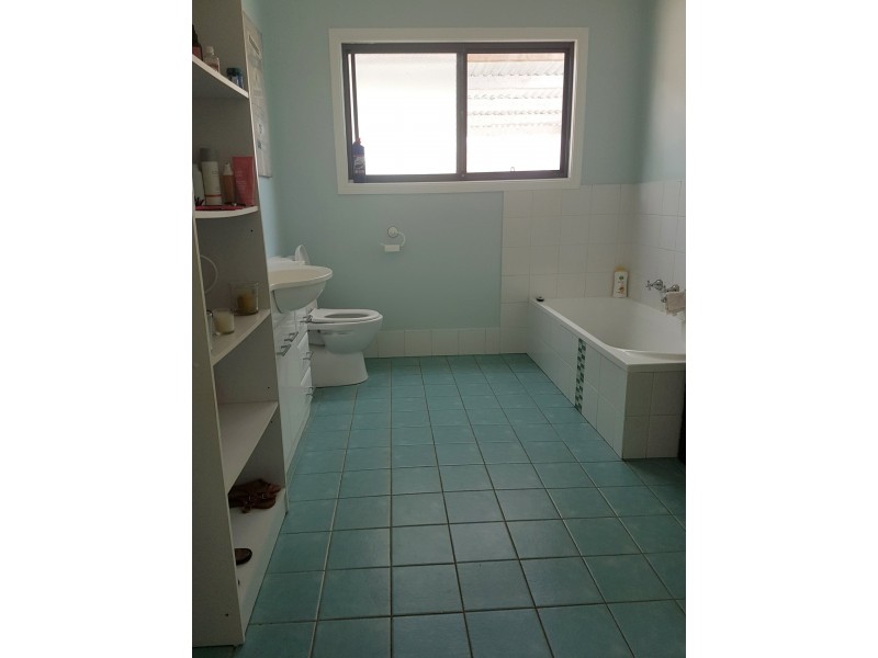 27 Lagoon St, Yelarbon QLD 4388