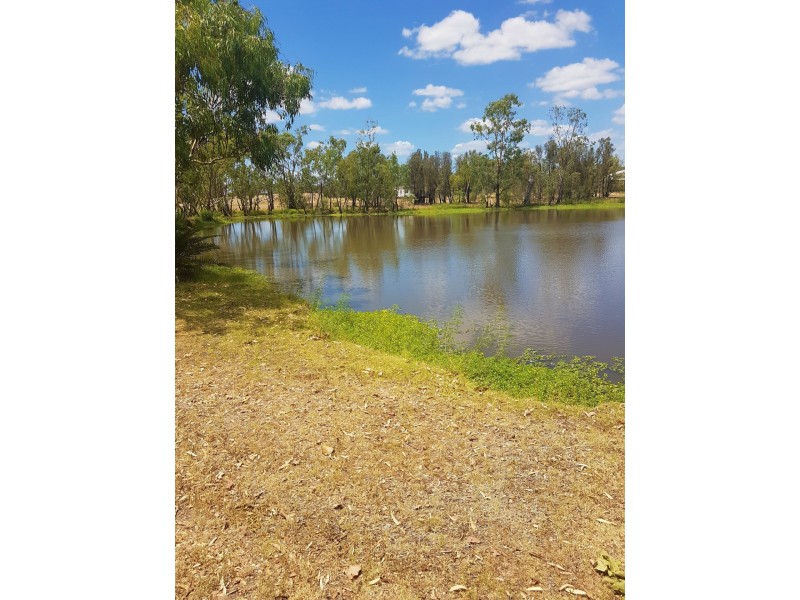 27 Lagoon St, Yelarbon QLD 4388