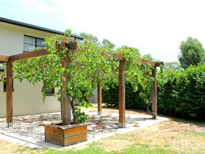 16 Russell Street, Goondiwindi QLD 4390