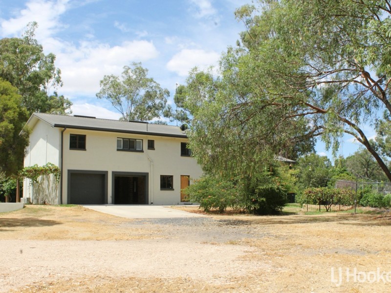 16 Russell Street, Goondiwindi QLD 4390