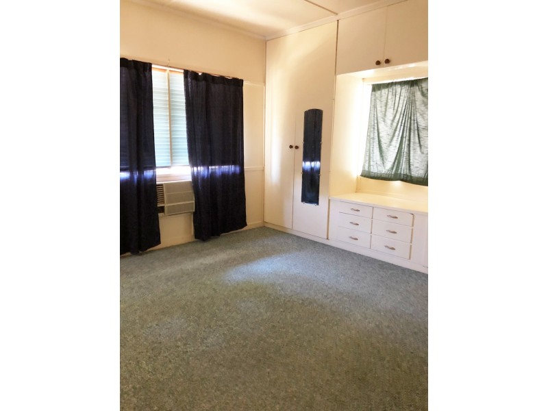 96 Bowen Street, Goondiwindi QLD 4390