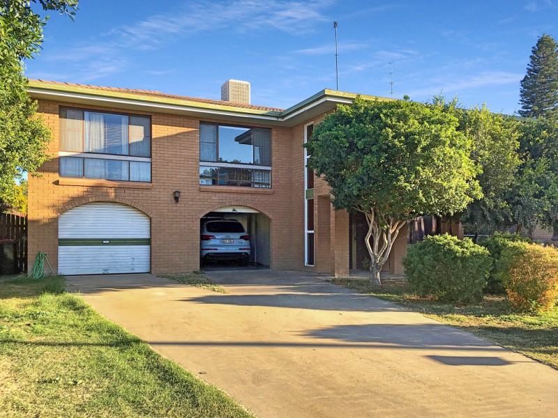22 Sandhurst Street, Goondiwindi QLD 4390
