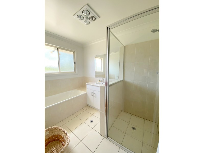 16 Glenoak Rd, Goondiwindi QLD 4390