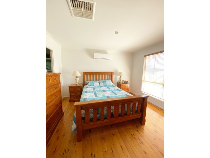 16 Glenoak Rd, Goondiwindi QLD 4390