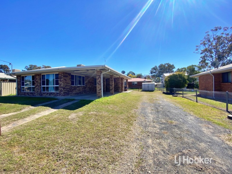 27 Jacaranda Drive, Goondiwindi QLD 4390