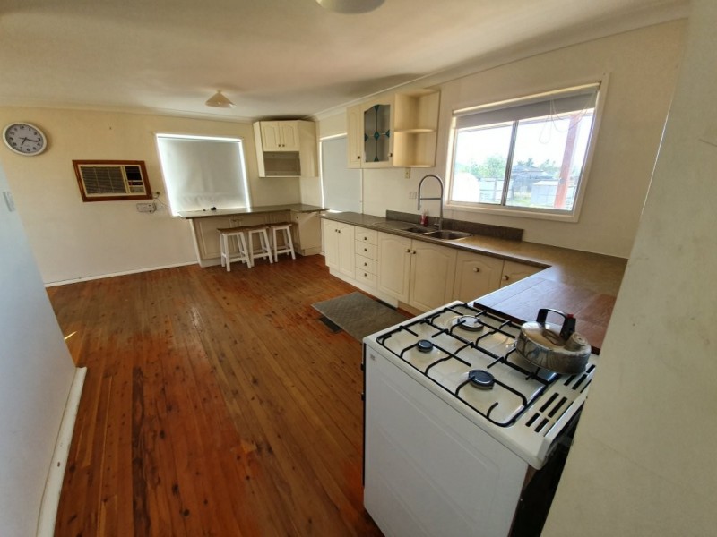 8 Bengalla St, Yelarbon QLD 4388