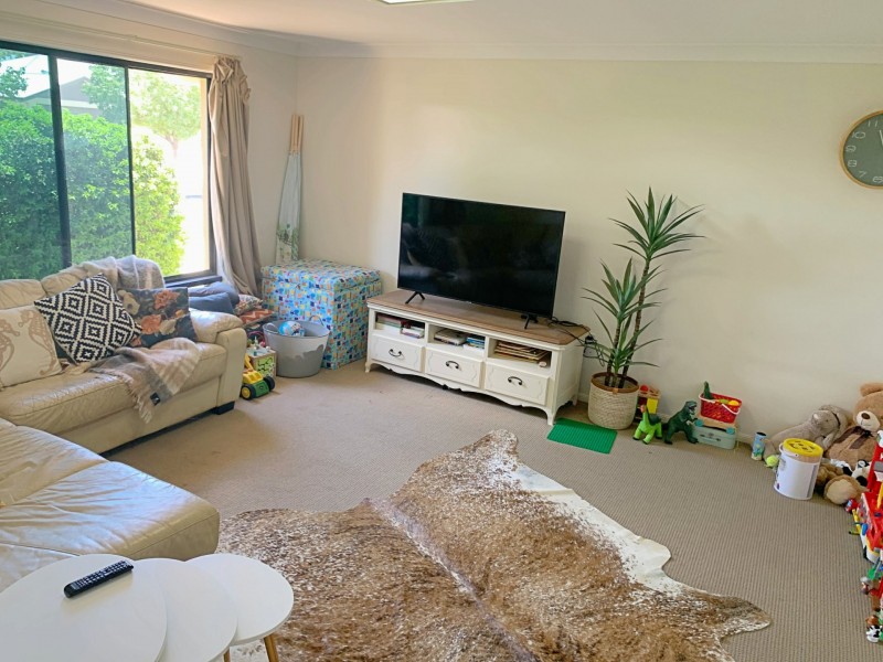 12 Veronic Ave, Goondiwindi QLD 4390