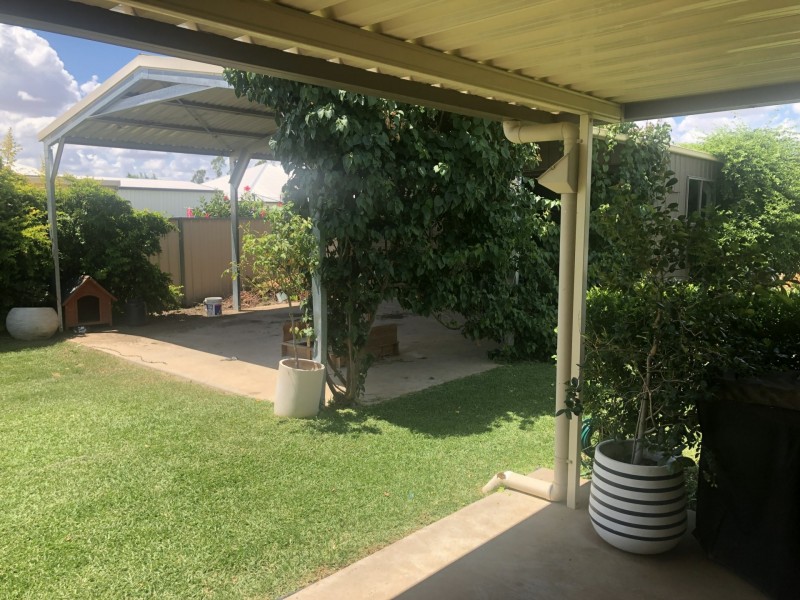 12 Veronic Ave, Goondiwindi QLD 4390