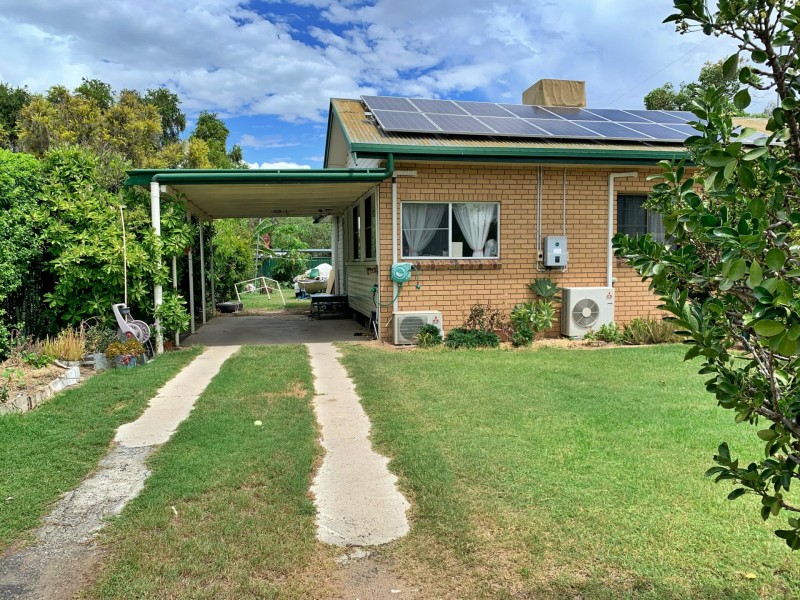 38 Sandhurst Street, Goondiwindi QLD 4390