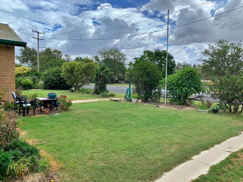 38 Sandhurst Street, Goondiwindi QLD 4390