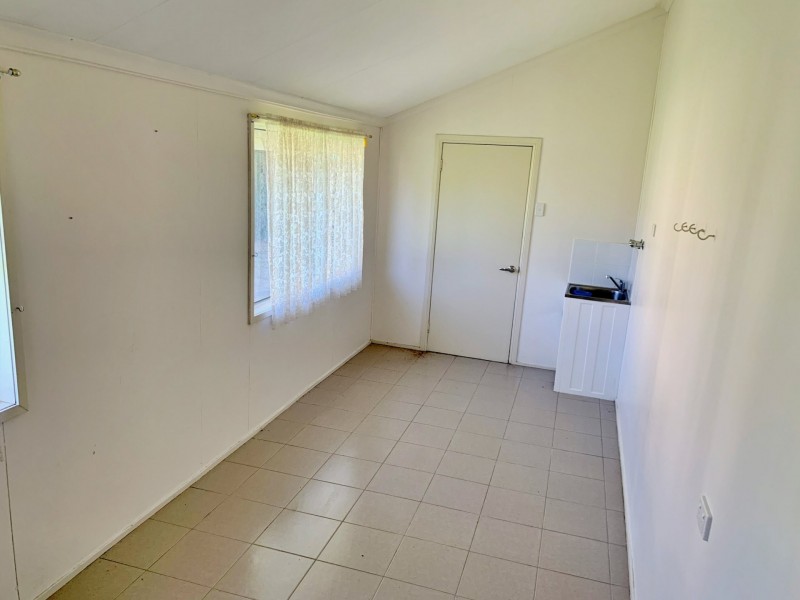 84 Russell St, Goondiwindi QLD 4390