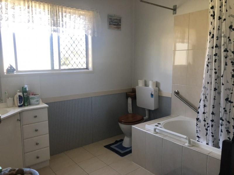 23 George St, Inglewood QLD 4387