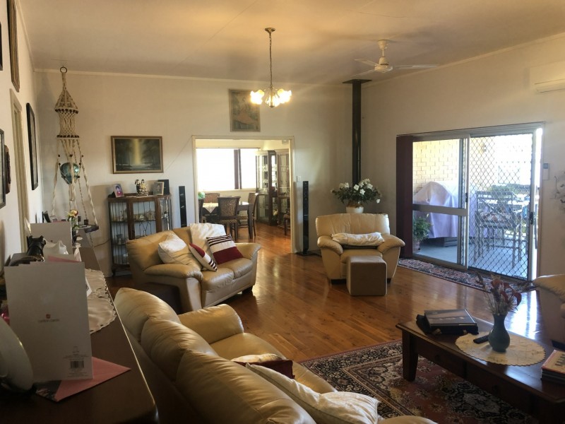 23 George St, Inglewood QLD 4387