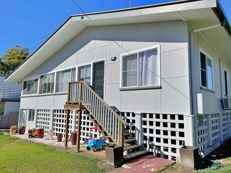 12 Lucas Street, Goondiwindi QLD 4390